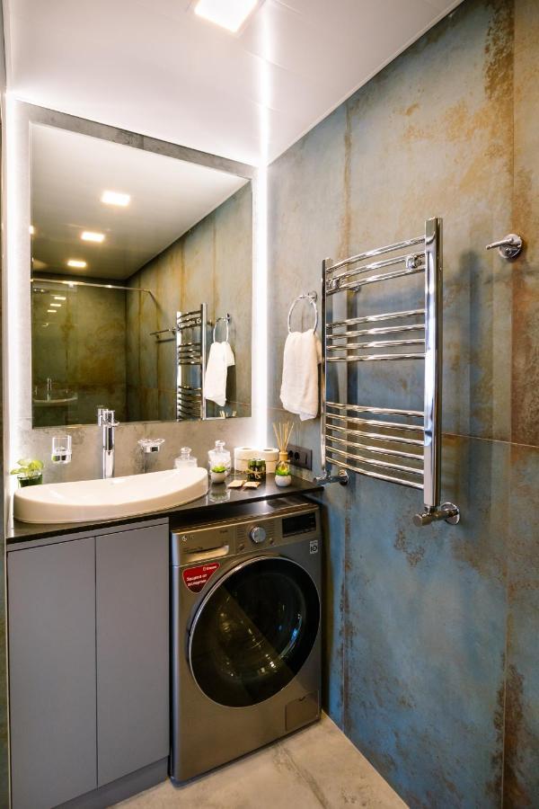 Hotelise I Moulinrouge Apartment